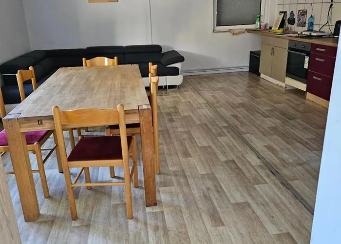 Ferien Und Monteurzimmer Eisenhüttenstadt